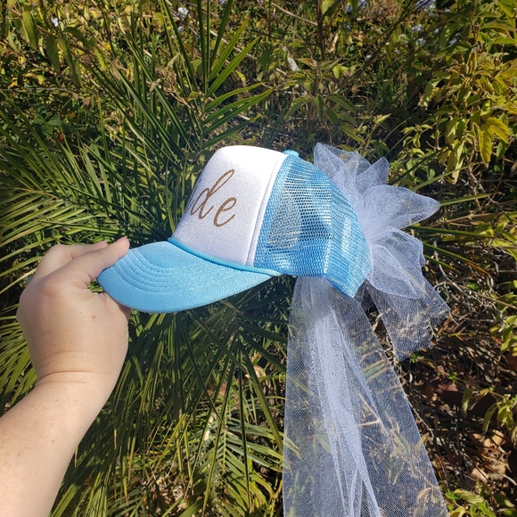 Bride veil hat - Picture 4 of 5